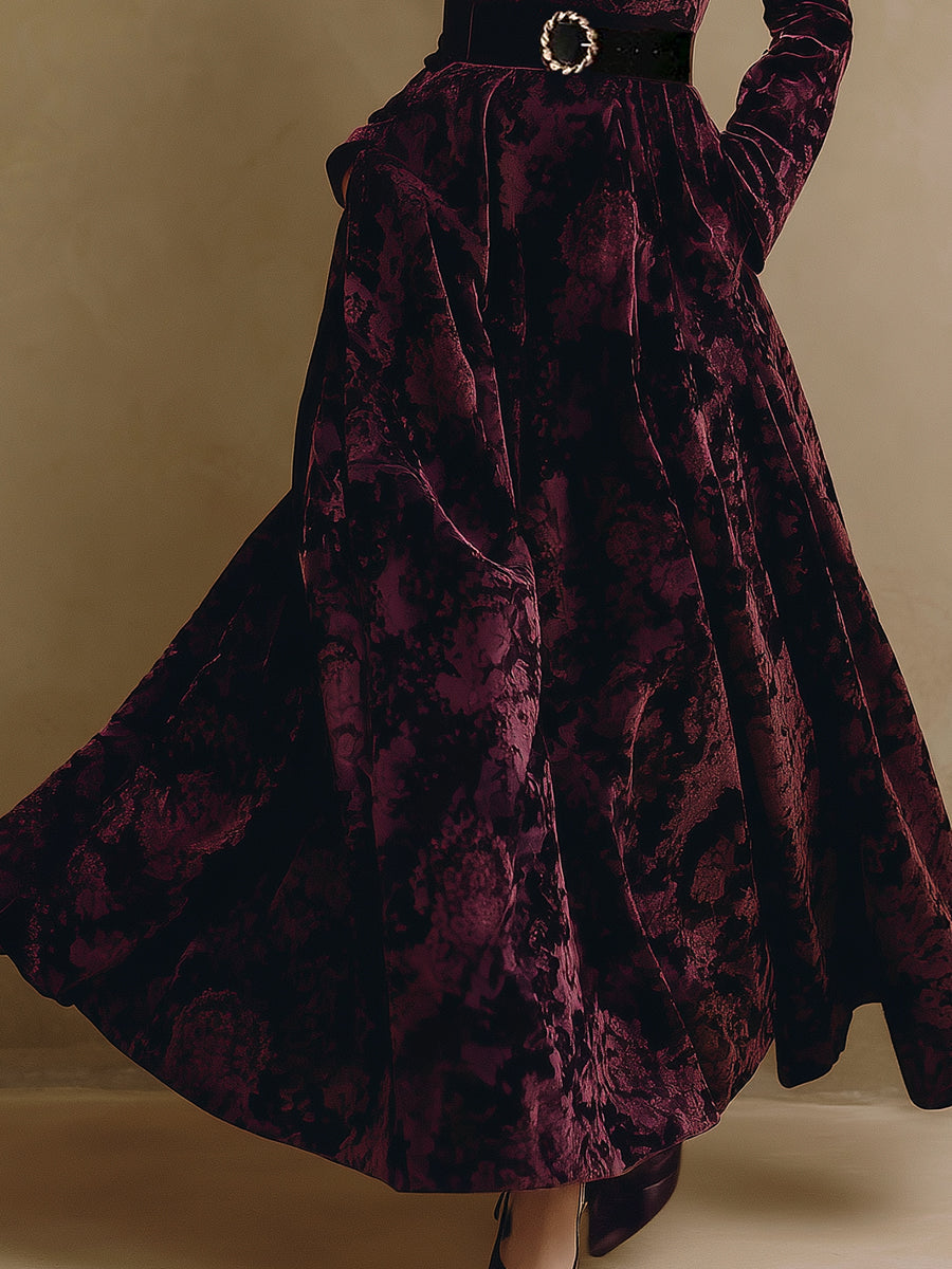 Robe Maxi en Velours Jacquard Bourgogne : Élégance Luxe et Tendance