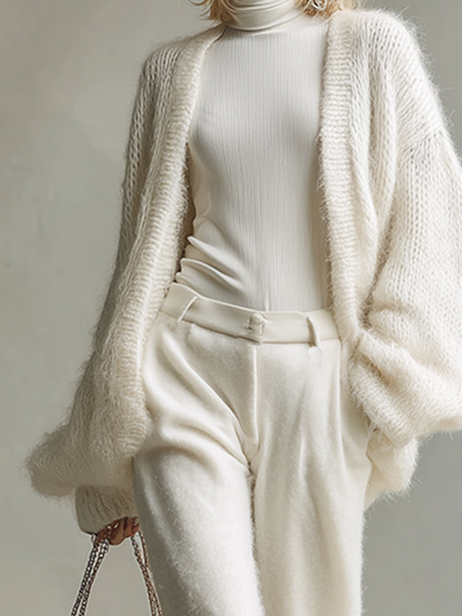 Ensemble Élégant en Laine Tricotée : Cardigan Long Minimaliste Blanc et Pantalon à Jambes Larges
