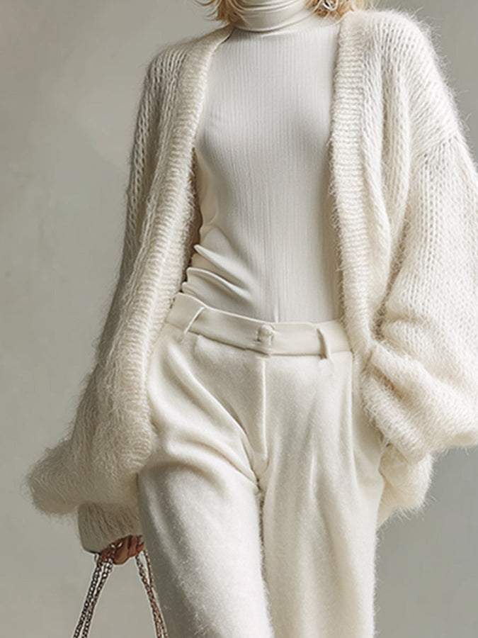 Ensemble Élégant en Laine Tricotée : Cardigan Long Blanc et Pantalon à Jambes Larges