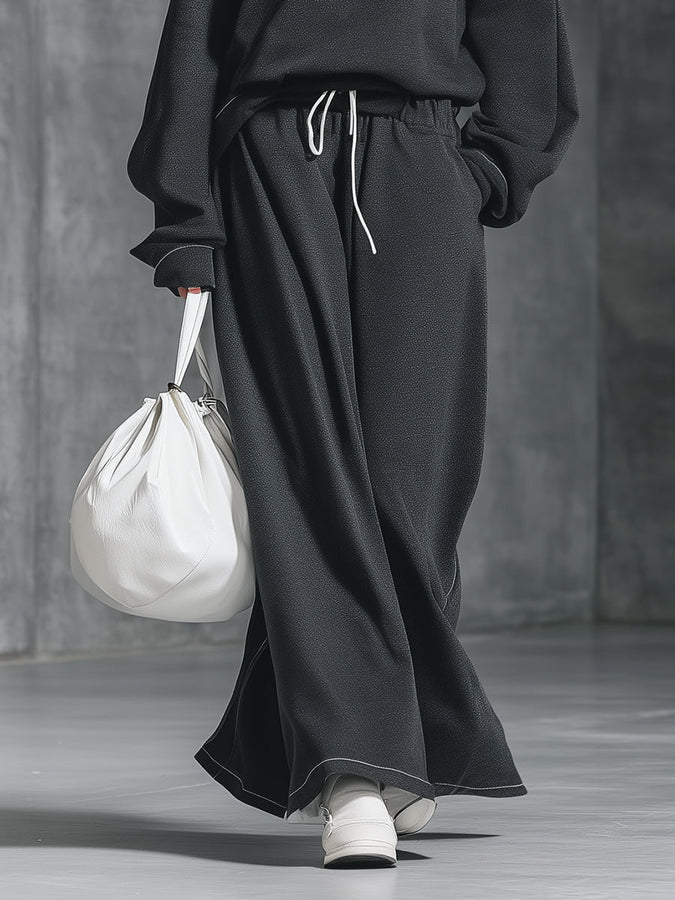 Ensemble Sportif : Sweat-Shirt à Col Rond et Pantalons Évasés
