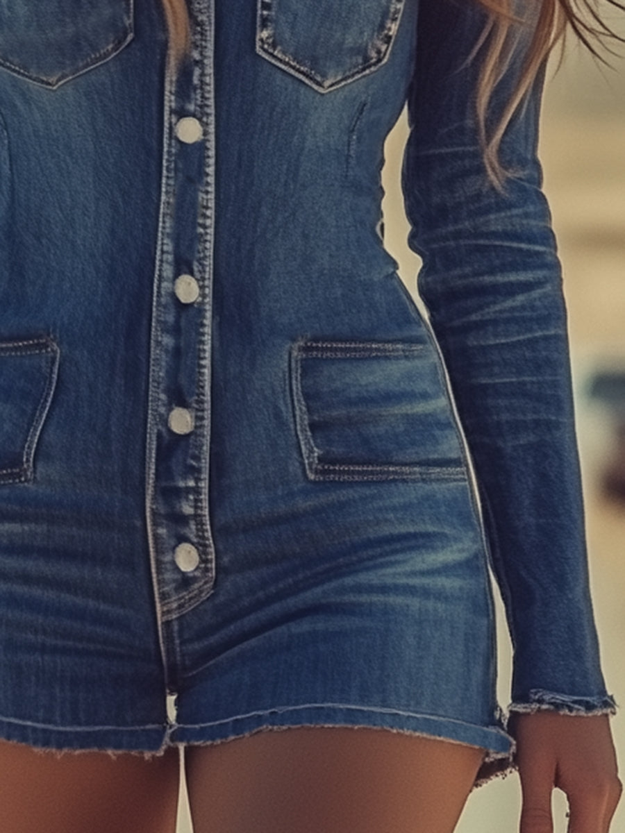 Salopette en denim bleu vintage à boutons et manches longues