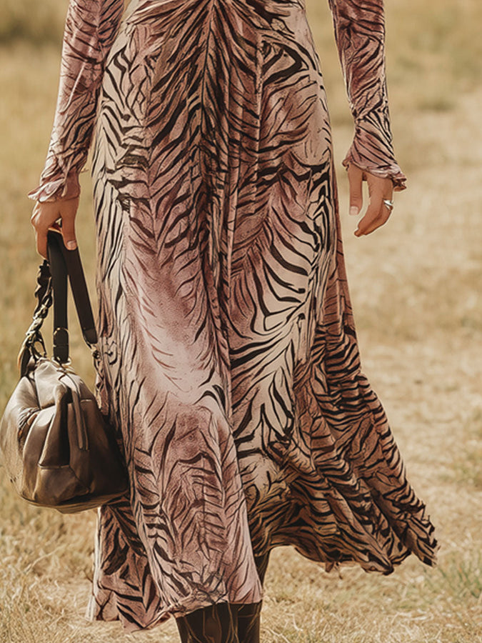 Robe Maxi A-Line en Velours Imprimé Zèbre Rose - Élégance Rétro à Manches Longues