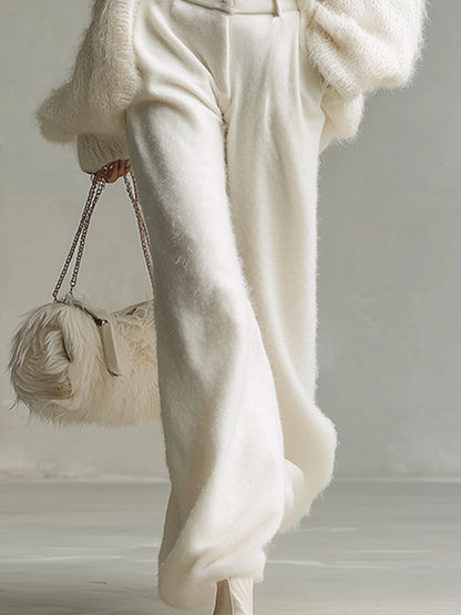 Ensemble Élégant en Laine Tricotée : Cardigan Long Blanc et Pantalon à Jambes Larges