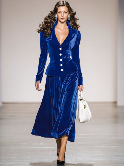 Élégant Costume en Velours Bleu Royal avec Revers et Jupe