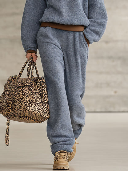 Ensemble Fleece Polaire Bleu avec Détails Marron Rétro : Sweatshirt et Pantalon Zippé