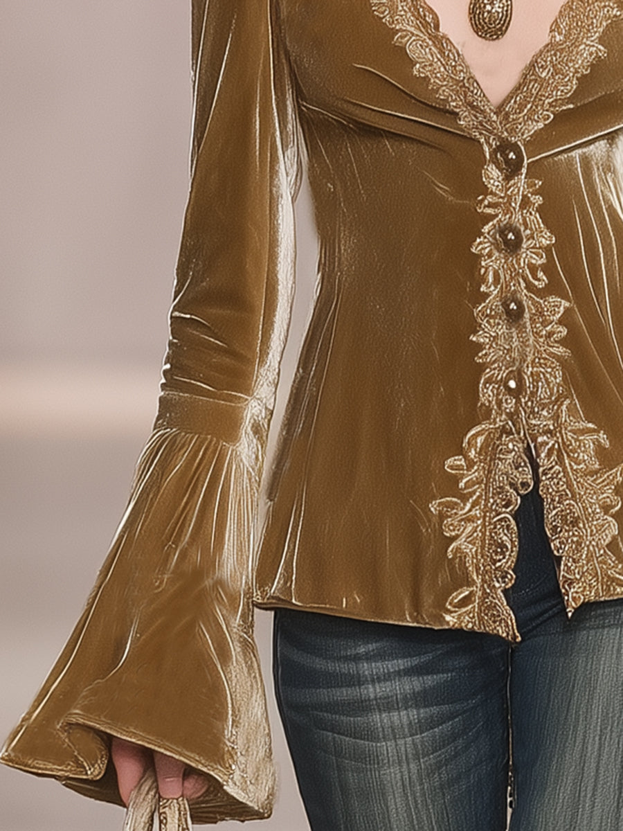 Éblouissante blouse en velours doré avec manches cloche et décolleté en V