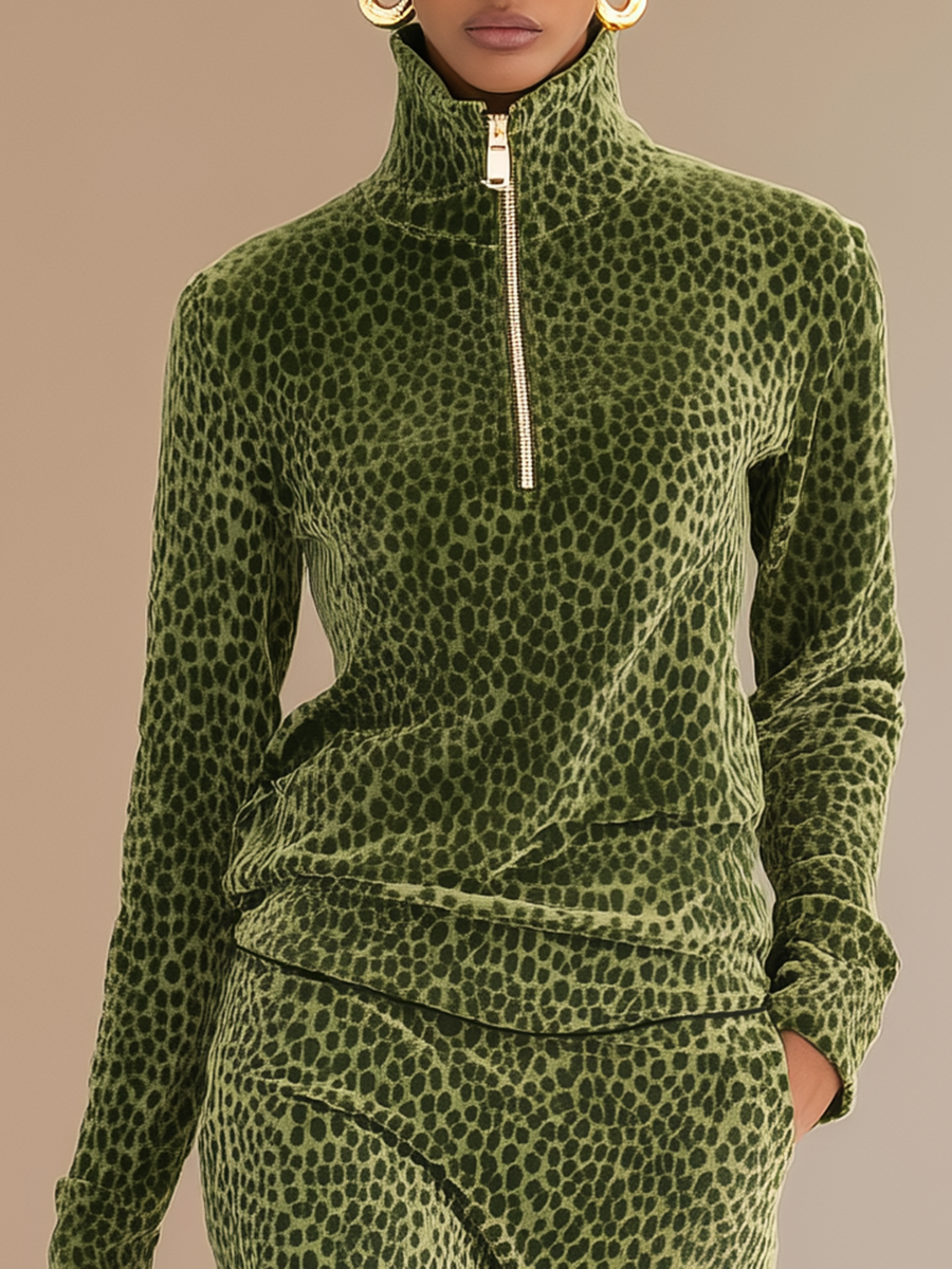 Ensemble Sportif Rétro en Velours avec Col Montant Imprimé Léopard + Jupe