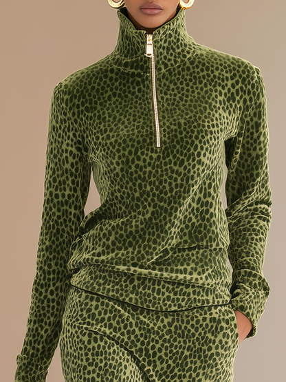 Ensemble Sportif Rétro en Velours avec Col Montant Imprimé Léopard + Jupe