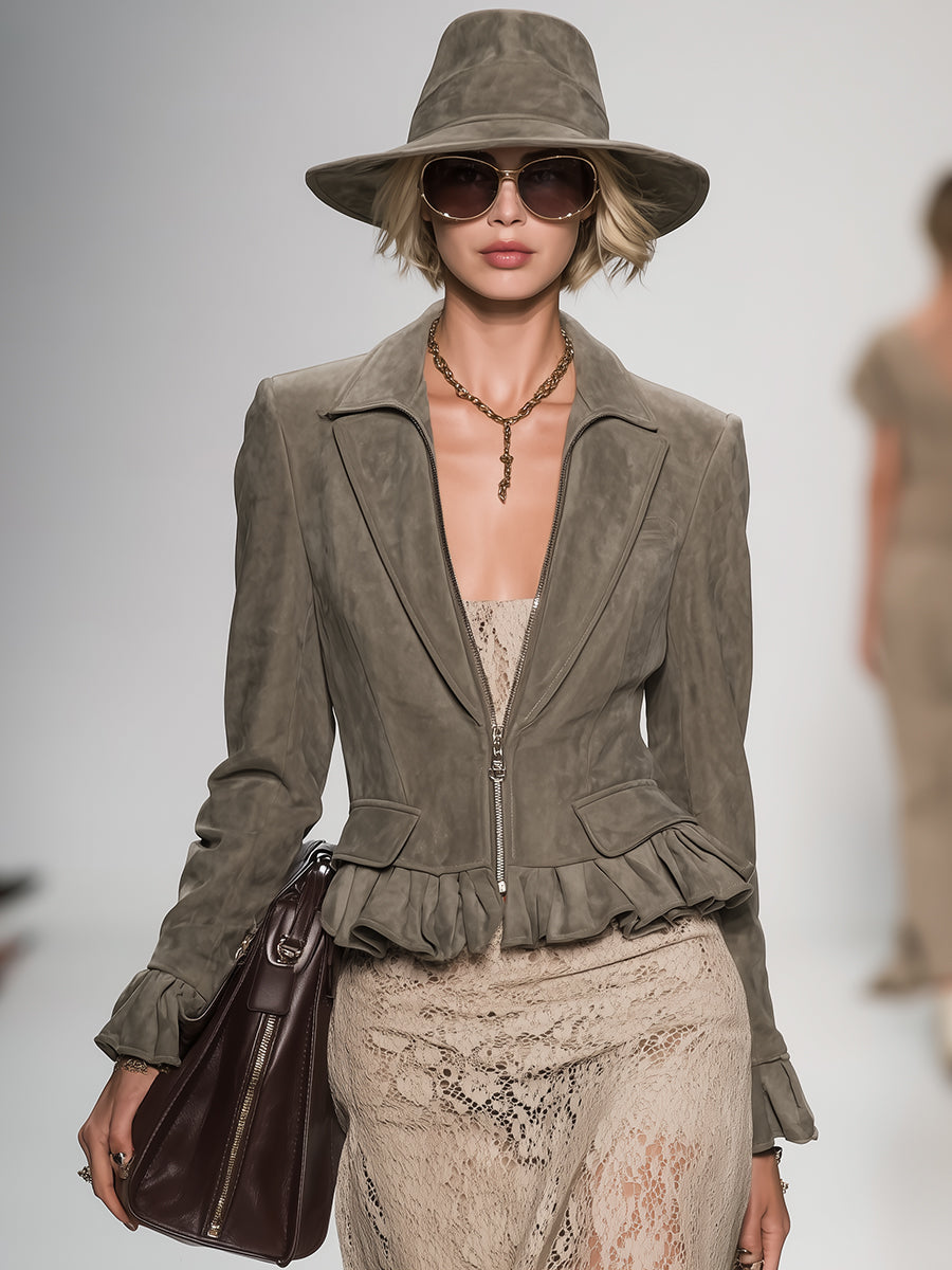 Élégante Veste Zippée Grise avec Col Volant Vintage