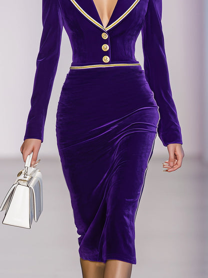 Robe Midi en Velours Violet avec Détails en Ruban Doré : Élégance et Chic
