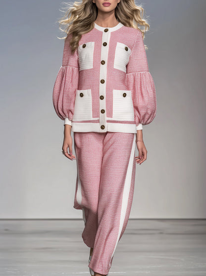 Ensemble Élégant : Pantalons Amples Roses et Haut à Manches Bouffantes Blanches avec Poches