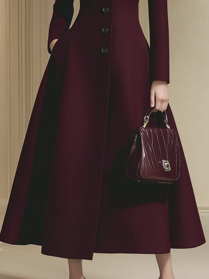 Veste en Laine Bourgogne avec Col en Satin Noir - A-Line Élégante et Luxueuse