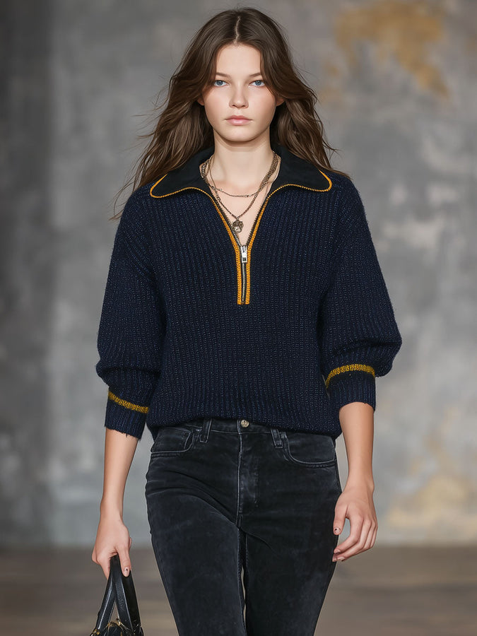 Pull à col ouvert avec revers et bordure contrastante
