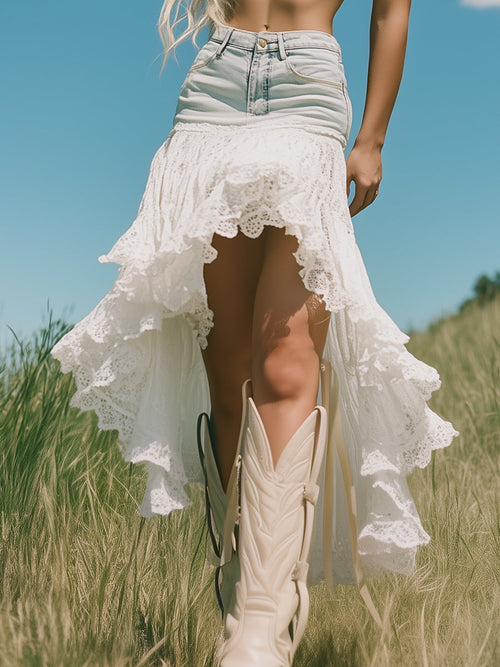 Jupe en denim patchwork avec dentelle - Une touche romantique et tendance, courte devant et longue derrière, expédition sous 24 heures !