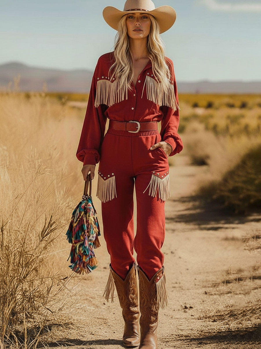 Ensemble Vintage Western en Suédine Rouge avec Chemise à Manches Longues et Pantalons Frangés