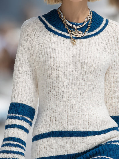 Robe Mini Rayée Bleu et Blanc en Tricot - Style Décontracté à Col Rond