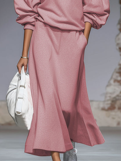 Ensemble Rétro : Sweatshirt Col Rond et Jupe à Manches Bouffantes en Rose