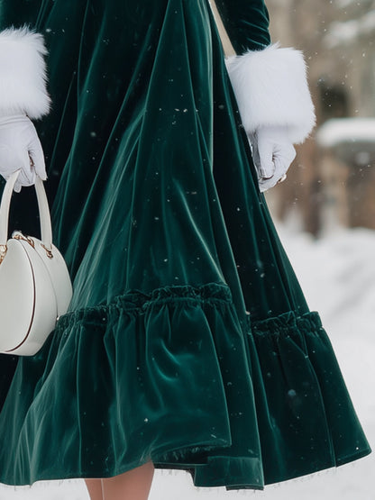 Maxi Jupe en Velours Émeraude Chic avec Détails en Fourrure