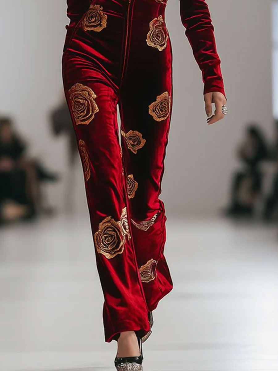 Combinaison Rétro en Velours Rouge avec Imprimé Rose Doré - Expédition Rapide sous 24 Heures!