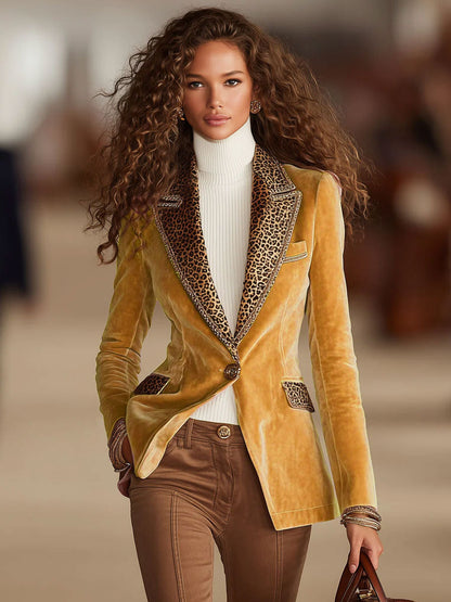 Veste en Velours Rose avec Détails en Imprimé Léopard et Fermeture à Un Bouton