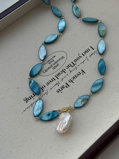 Collier de Clavicule Élégant en Perles Baroques Naturelles – Parfait pour les Vacances