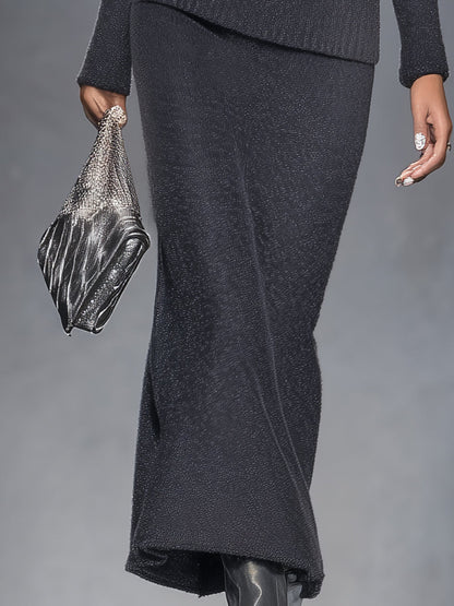 Ensemble Chic : Top et Jupe en Maille Grise avec Zip et Épaules Dégagées