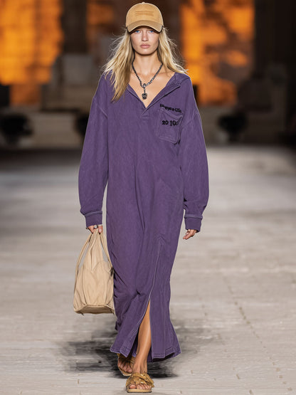 Robe Maxi Sportive Rétro Violet : Broderie Élégante, Manches Longues et Capuche avec Fente