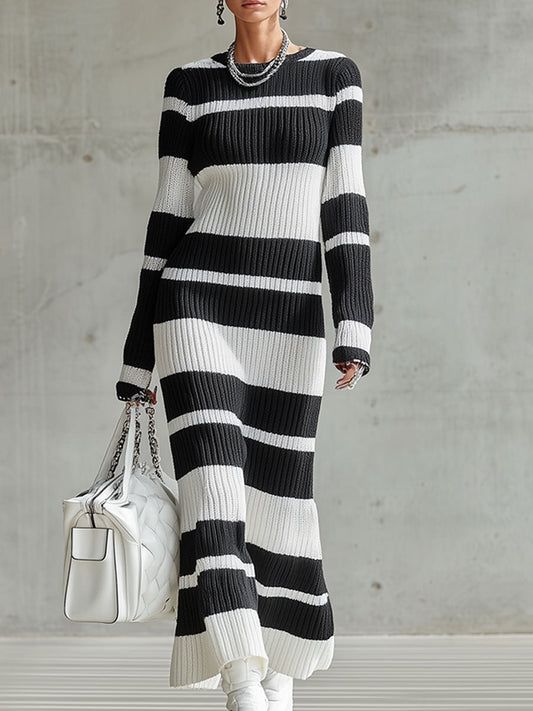 Robe Maxi Vintage en Tricot à Rayures Noires et Blanches avec Col Rond