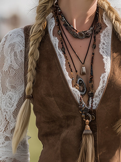 Chemise en Suède Marron avec Manches en Dentelle : Élégance Western Romantique