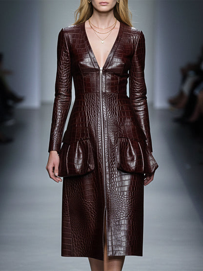 Robe Midi en Cuir PU Rouge Brun à Motif Crocodile avec Décolleté en V et Zip Chic