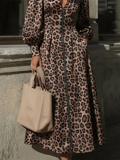 Robe Maxi Vintage à Col V avec Imprimé Léopard et Fermeture Éclair