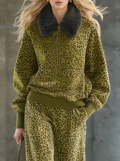 Ensemble Luxe : Sweat à Col en Fausse Fourrure et Pantalon Large Imprimé Léopard