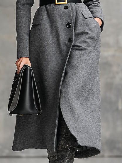 Chic Mi-Long en Laine Grise avec Boutons - Élégance Assurée