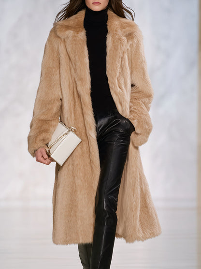 Chic Mi-Long en Fausse Fourrure: Manteau Douillet avec Revers Élégants