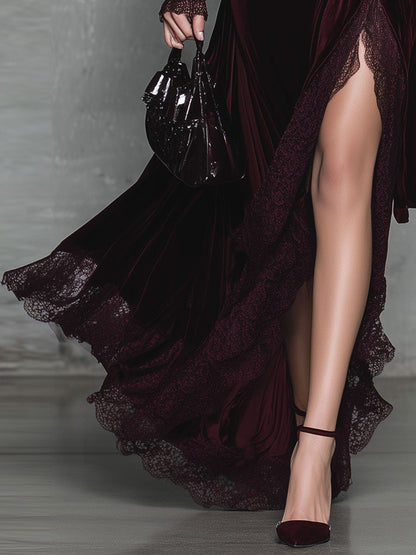 Robe Longue en Velours Bordelais avec Dentelle et Décolleté en V – Élégance Absolue