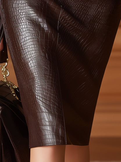 Jupe en Simili Cuir Marron Mocha à Motif Crocodile - Luxe et Expédition Rapide en 24 Heures !