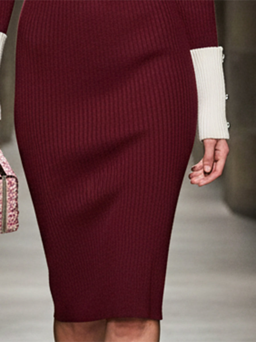 Robe Midi en Angora Rouge Tricotée avec Détails Blancs et Col Rond