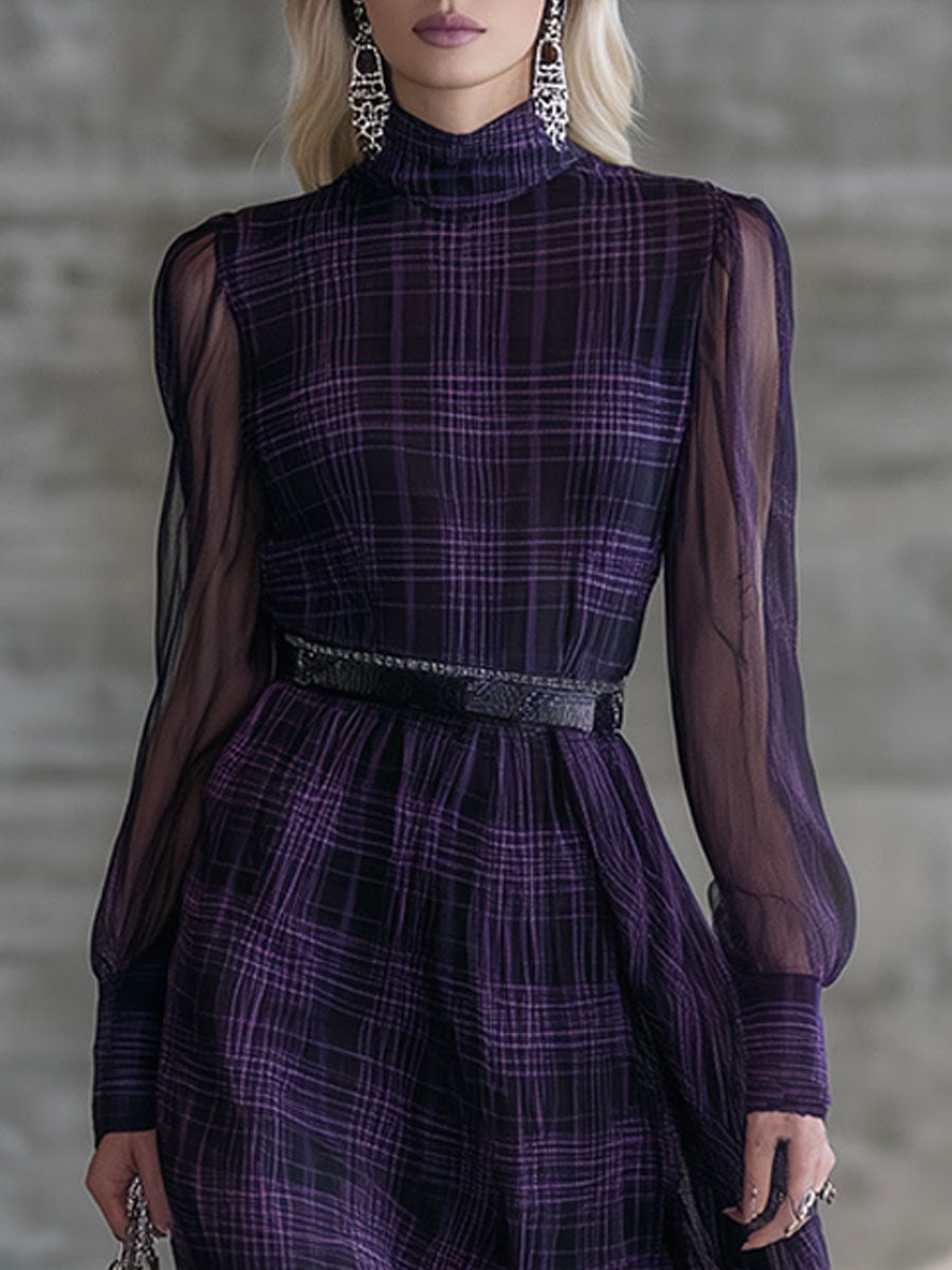 Maxi Robe Vintage en Velours Violet avec Col Roulé et Manches Longues en Organza à Motif Plaid