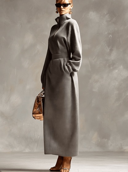 Robe Maxi Waffle Gris Clair : Élégance à Col Revers et Manches Longues avec Fermeture Éclair