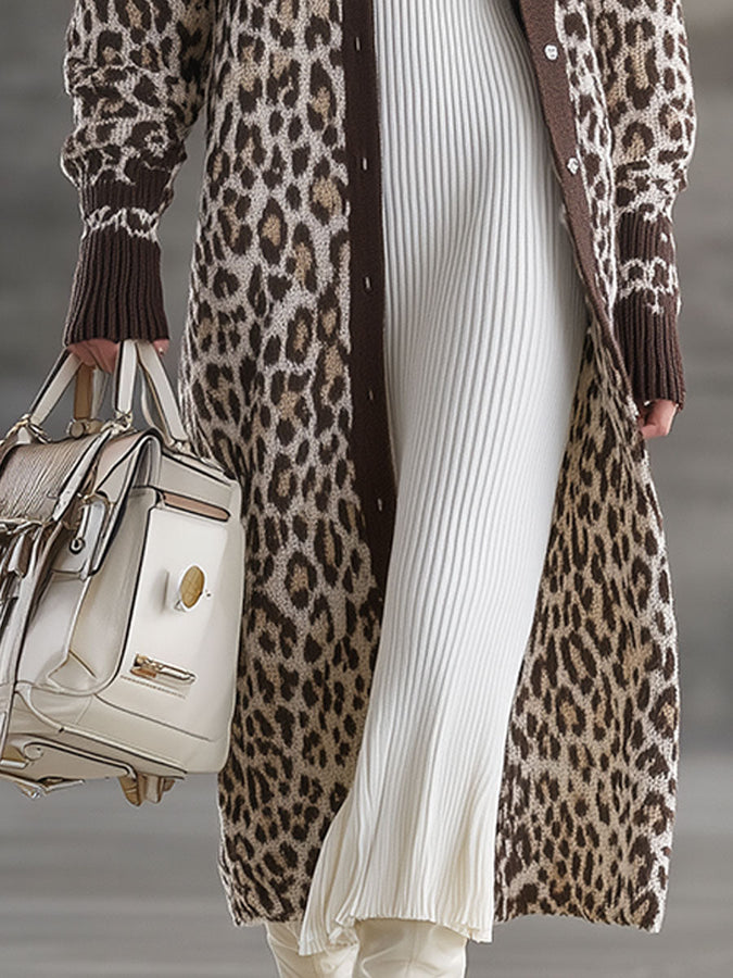 Cardigan Retro en Tricot Léopard Marron : Élégance et Style