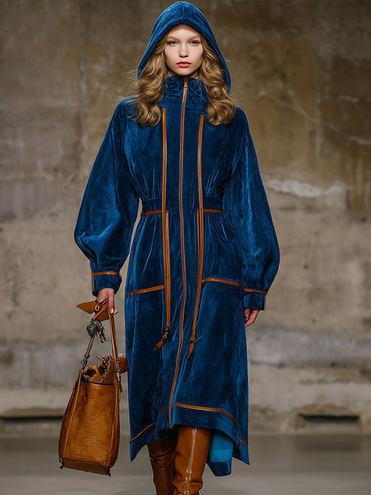 Robe Midi en Velours Bleu Nuit avec Cape Élégante et Finitions Marron