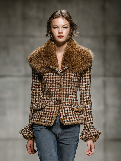 Veste courte à carreaux marron avec luxueuse doublure en fourrure