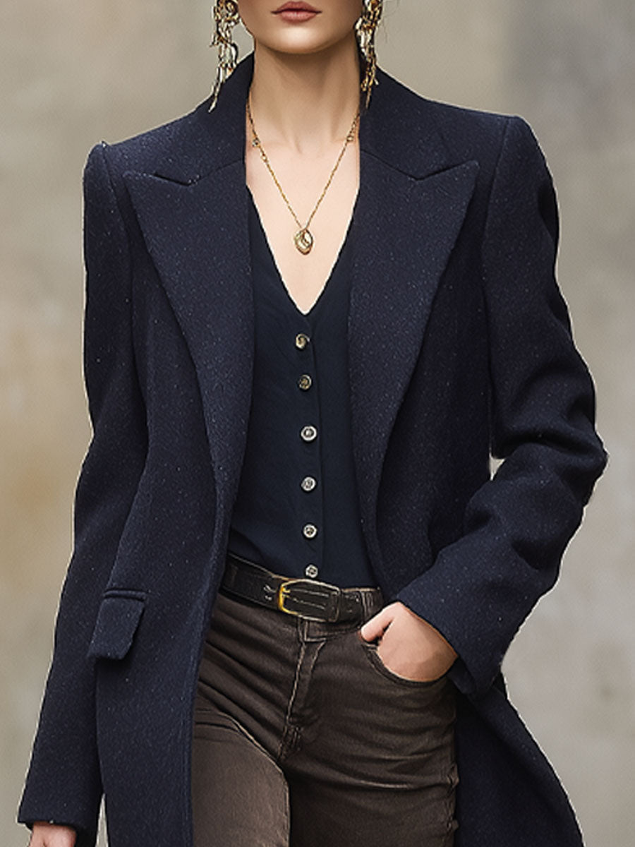 Classique et Élégant : Manteau en Laine avec Poches Doubles
