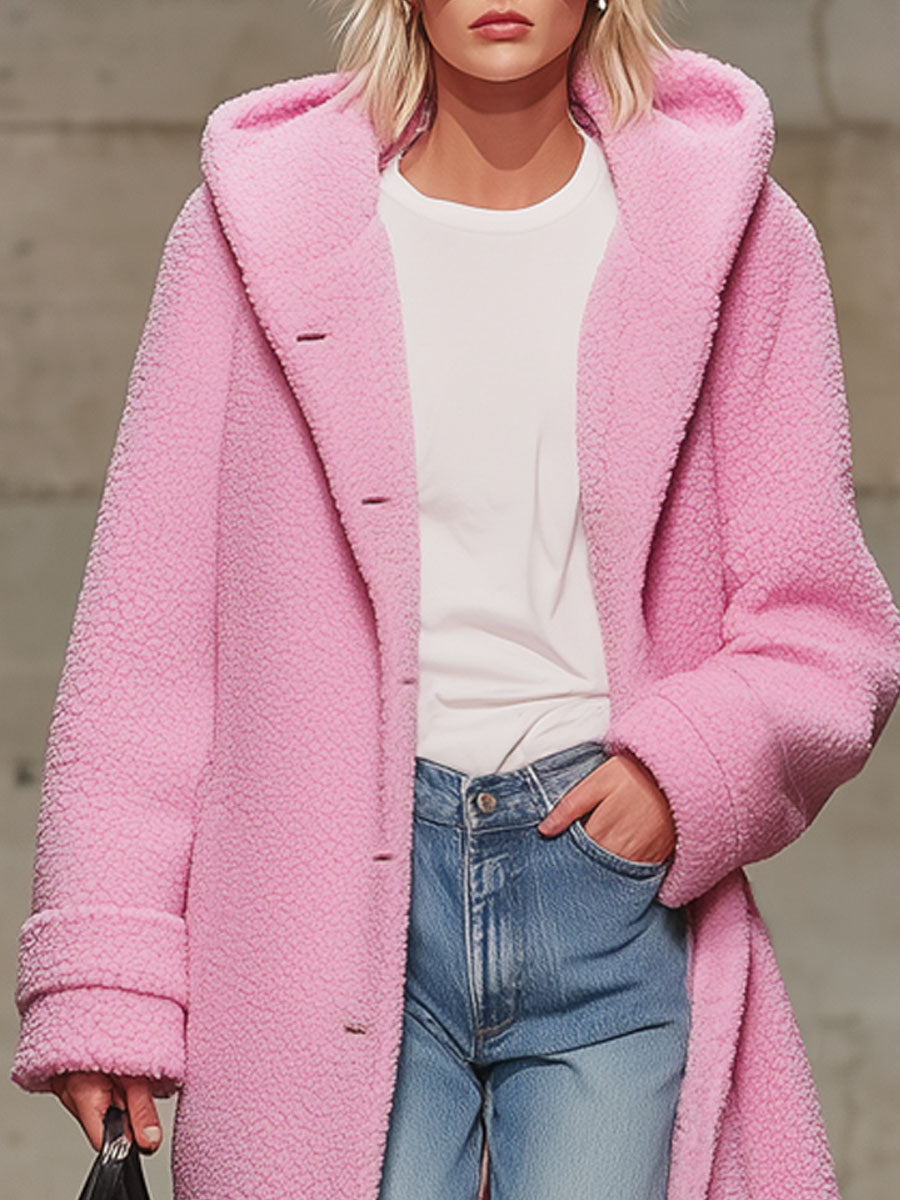 Veste en polaire rose avec capuche, double poches et fermeture à bouton