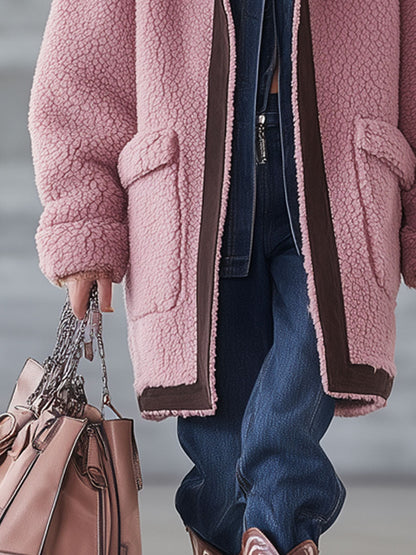 Veste en polaire rose avec accents en suède synthétique - Chic nomade urbain rétro