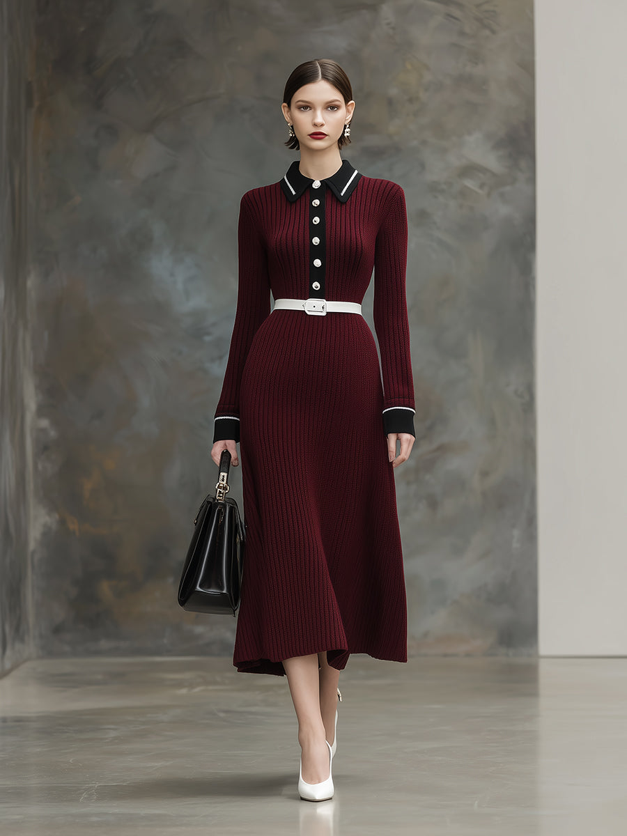 Robe Maxi en Angora Rouge avec Détails Noirs Élégants