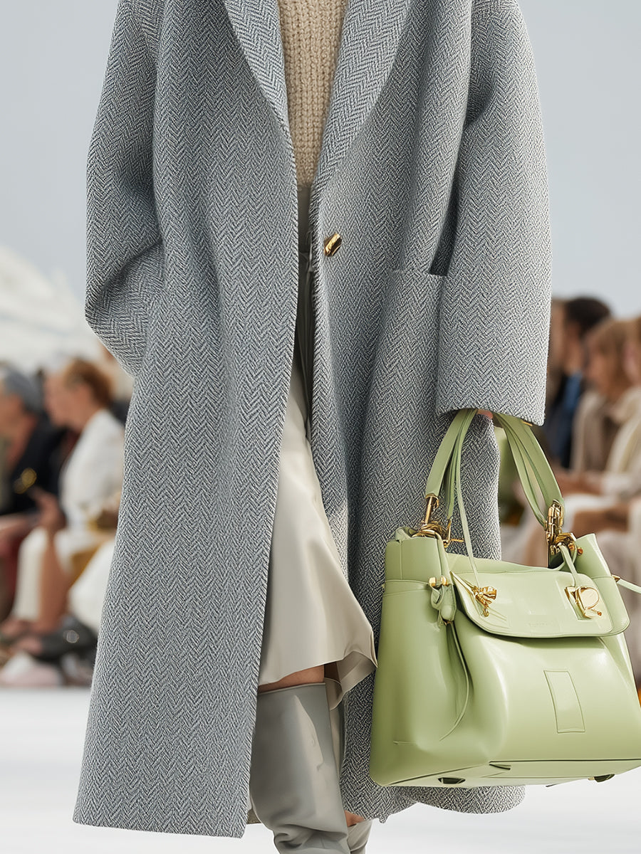 Veste à Capuche Chic en Mélange de Laine Herringbone Gris Clair