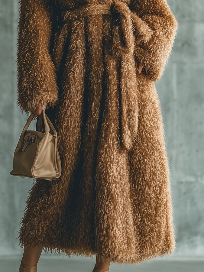 Veste Longue en Fausse Fourrure Brune : Élégance Décontractée