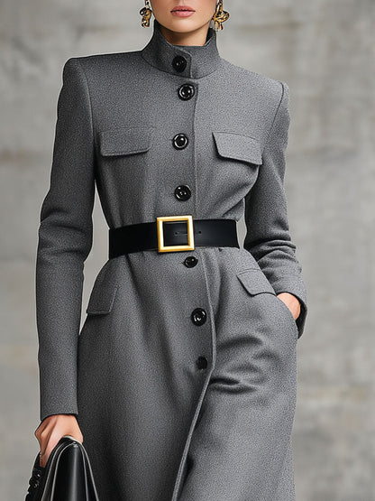 Chic Mi-Long en Laine Grise avec Boutons - Élégance Assurée