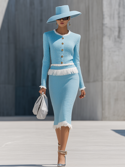 Élégant Ensemble en Tweed : Haut et Jupe avec Franges et Boutons Dorés Vintage